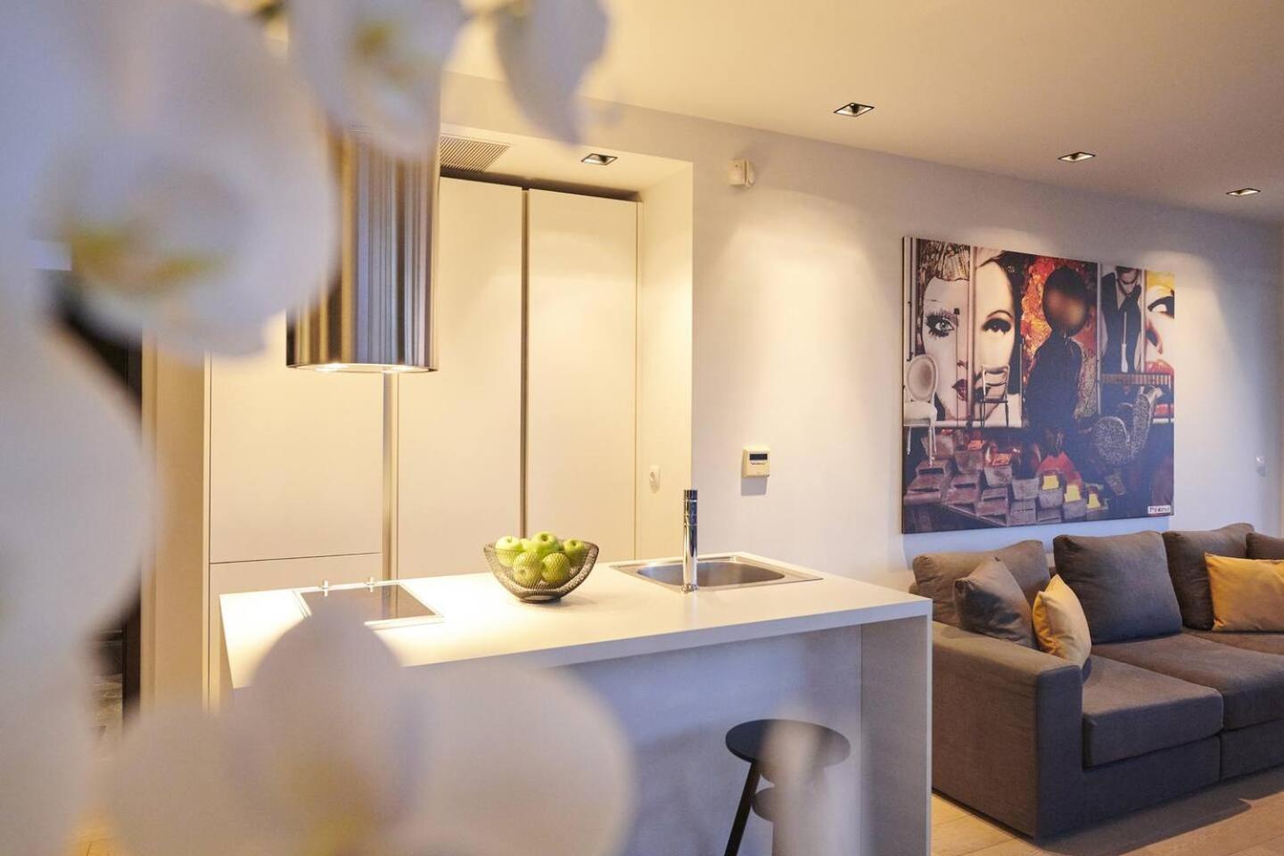 Ma Maison Nο 4, Downtown Loft , Short Walk To Acropolis, Ultra High Speed Internet 500 Mbps, Parking Upon Request, 1' From Metro Station Athens Luaran gambar
