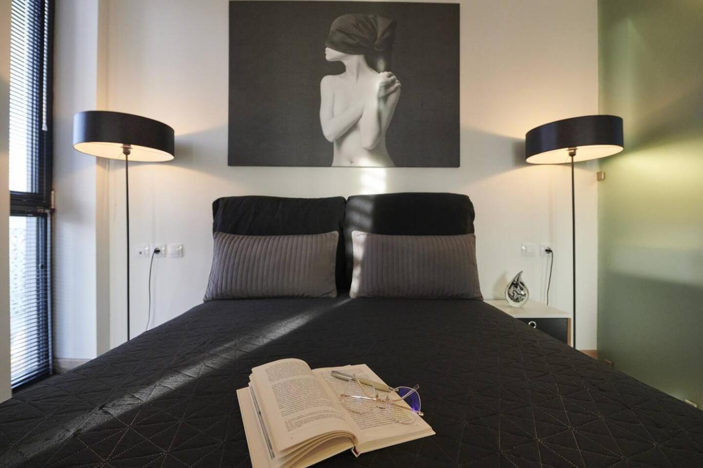 Ma Maison Nο 4, Downtown Loft , Short Walk To Acropolis, Ultra High Speed Internet 500 Mbps, Parking Upon Request, 1' From Metro Station Athens Luaran gambar