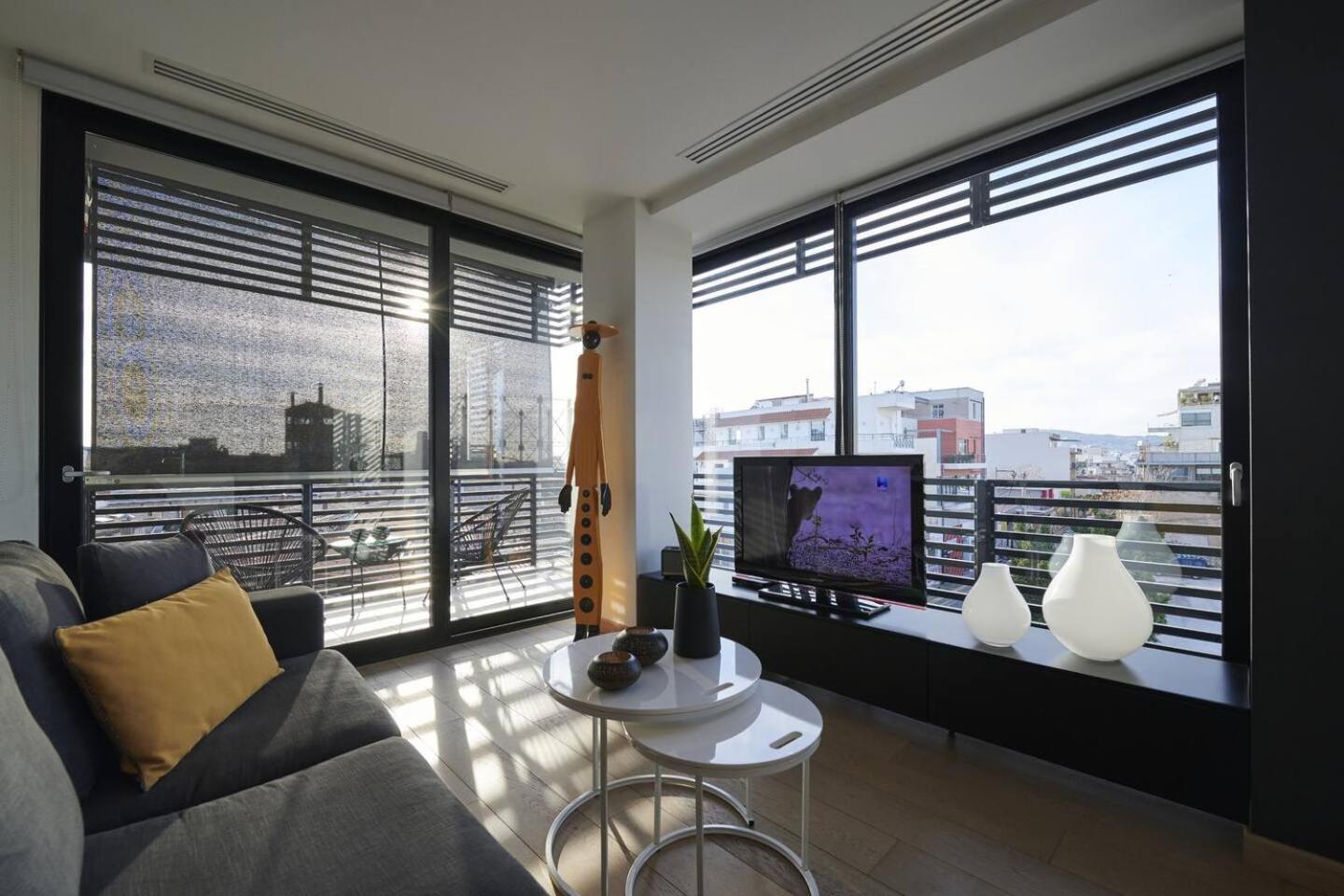 Ma Maison Nο 4, Downtown Loft , Short Walk To Acropolis, Ultra High Speed Internet 500 Mbps, Parking Upon Request, 1' From Metro Station Athens Luaran gambar